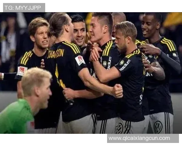 足球明星俱乐部精彩瞬间回顾视频展现球场魅力与团队精神